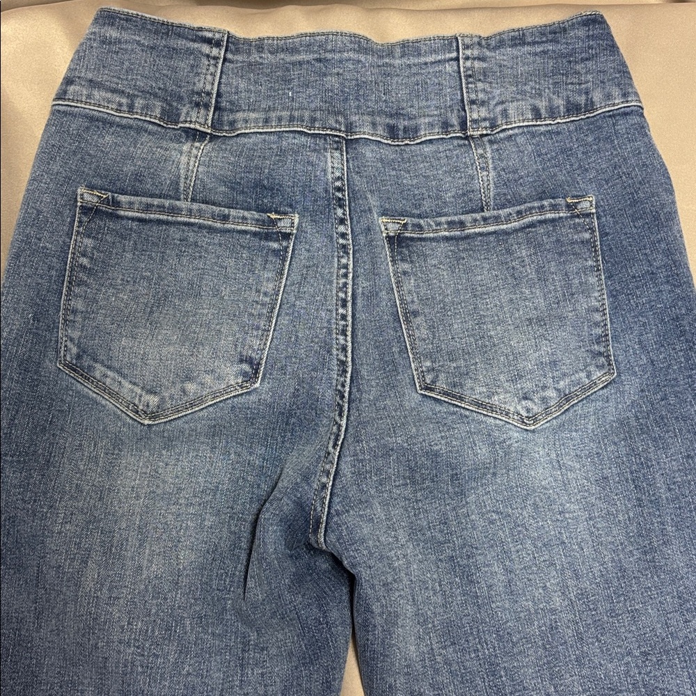 KanCan Miranda Distressed Ultra High Flare sz 28 - Picture 3 of 16